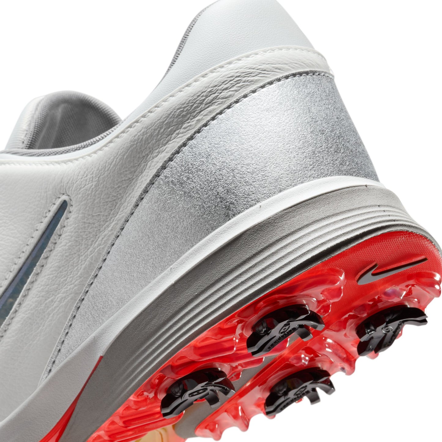 Nike Victory Tour 4