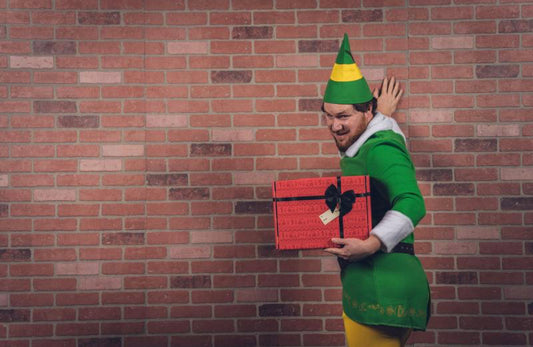 Swing into Joy: Last-Minute Stocking Stuffers Every Golfer Needs from Glam Hints's Vault Store